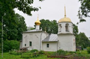 Церковь Алексия, человека Божия, с Поля