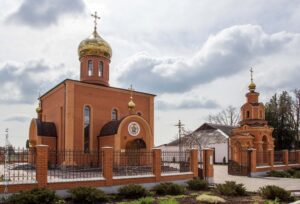 Церковь Амвросия Оптинского в Полтавке