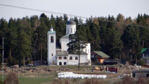 Церковь Амвросия Оптинского в Сосновом Бору