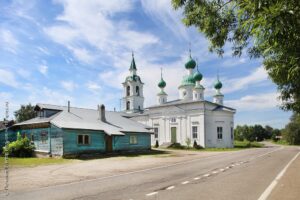 Церковь Андрея Стратилата в Сулости