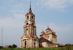 Церковь Богоявления Господня в Еськах