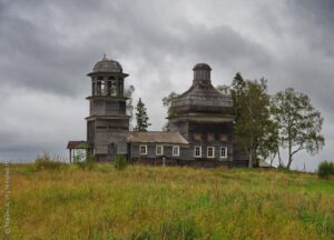Церковь Богоявления Господня в Поле