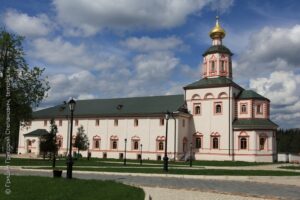 Церковь Богоявления Господня в Валдайском Иверском Святоозерском монастыре
