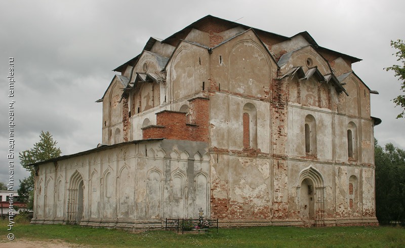 Собор Сретения Иконы Божией Матери Владимирская в Сыркове монастыре — фото 1