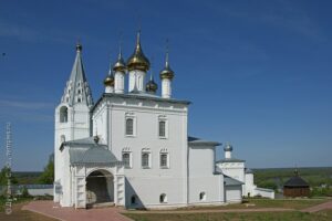 Собор Троицы Живоначальной в Никольском Гороховецком монастыре