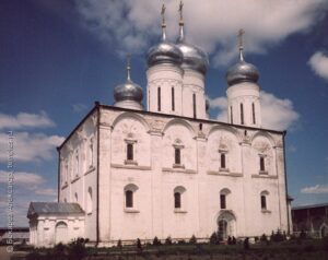Собор Троицы Живоначальной в Троицком Макариевом Желтоводском монастыре