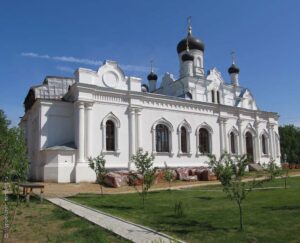 Собор Троицы Живоначальной в Троицком Мариинском монастыре