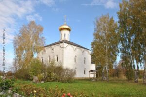Собор Троицы Живоначальной в Троицком Островоезерском монастыре