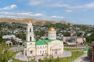 Собор Троицы Живоначальной в Вольске