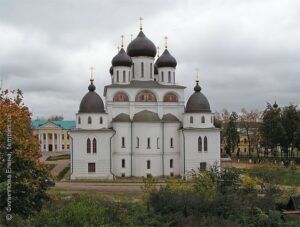 Собор Успения Пресвятой Богородицы в Дмитрове